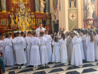  WYJAZD DZIECI KOMUNIJNYCH NA ŚWIĘTĄ GÓRĘ 