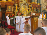  WYJAZD DZIECI KOMUNIJNYCH NA ŚWIĘTĄ GÓRĘ 